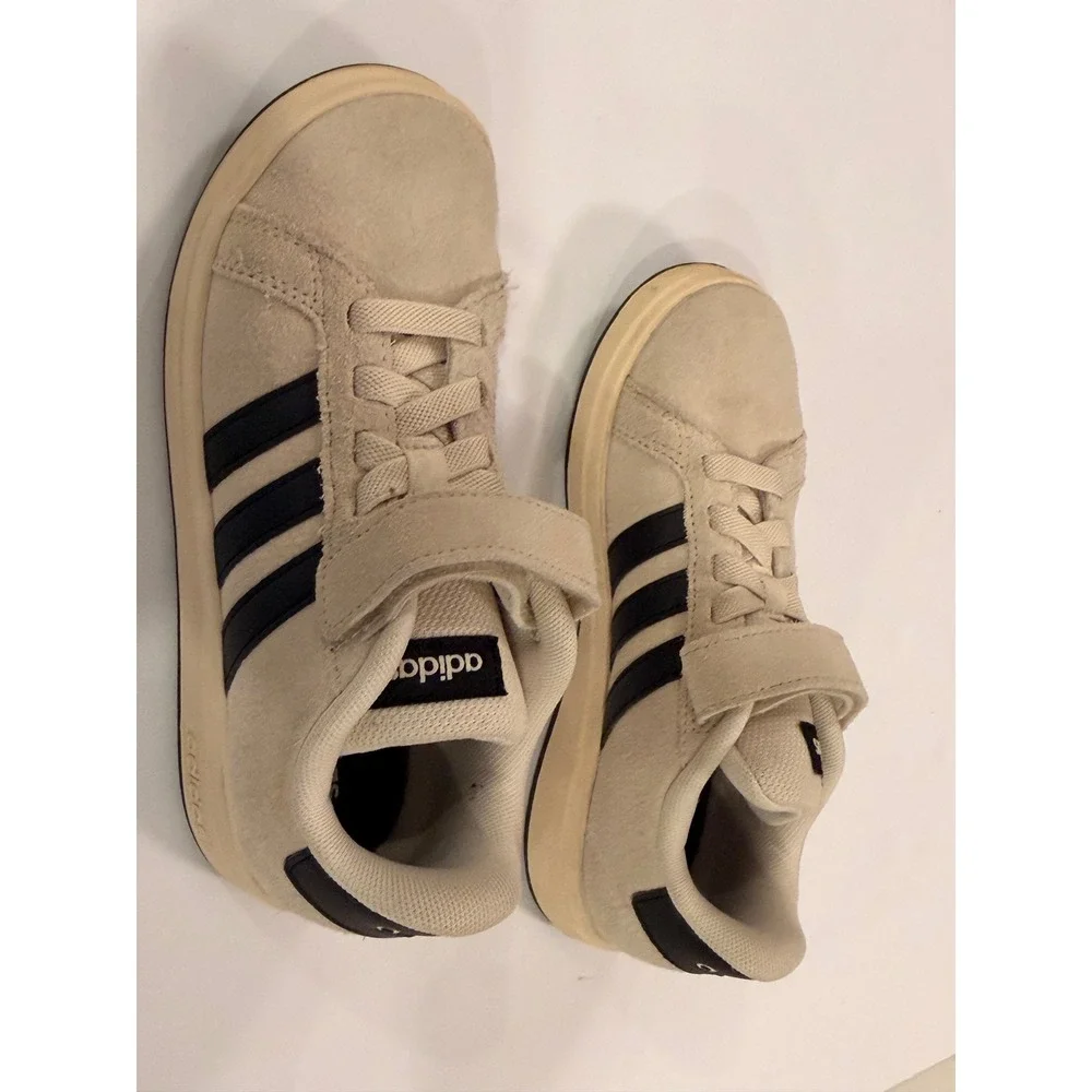 Adidas Grand Court Kids Suede Sneakers Cream Black 13.5K JR5568